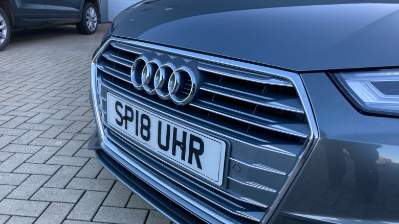 Audi A4 2.0T FSI S Line 4dr S Tronic [Leather/Alc] Petrol Saloon